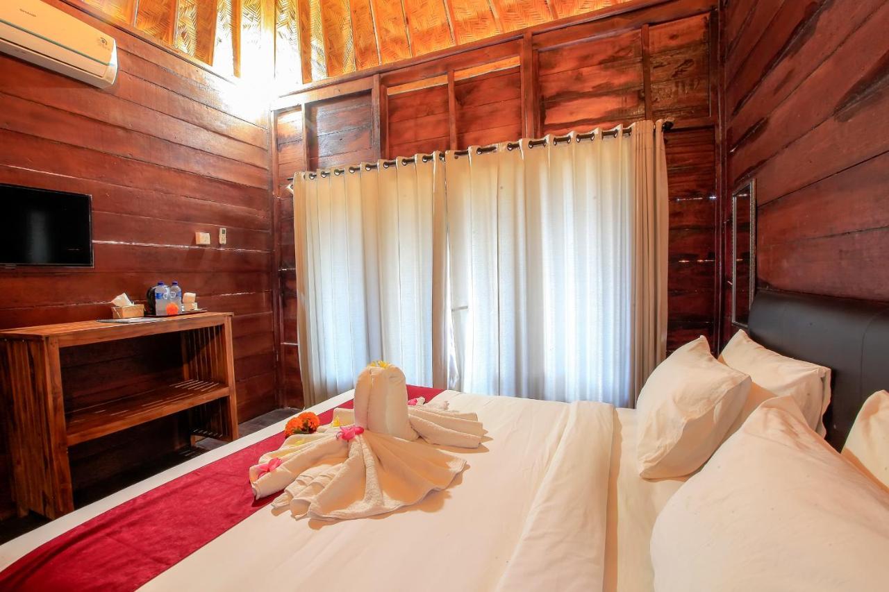 The Dara Hill Villa Batumadeg Exterior photo