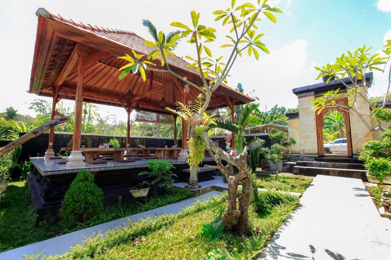 The Dara Hill Villa Batumadeg Exterior photo