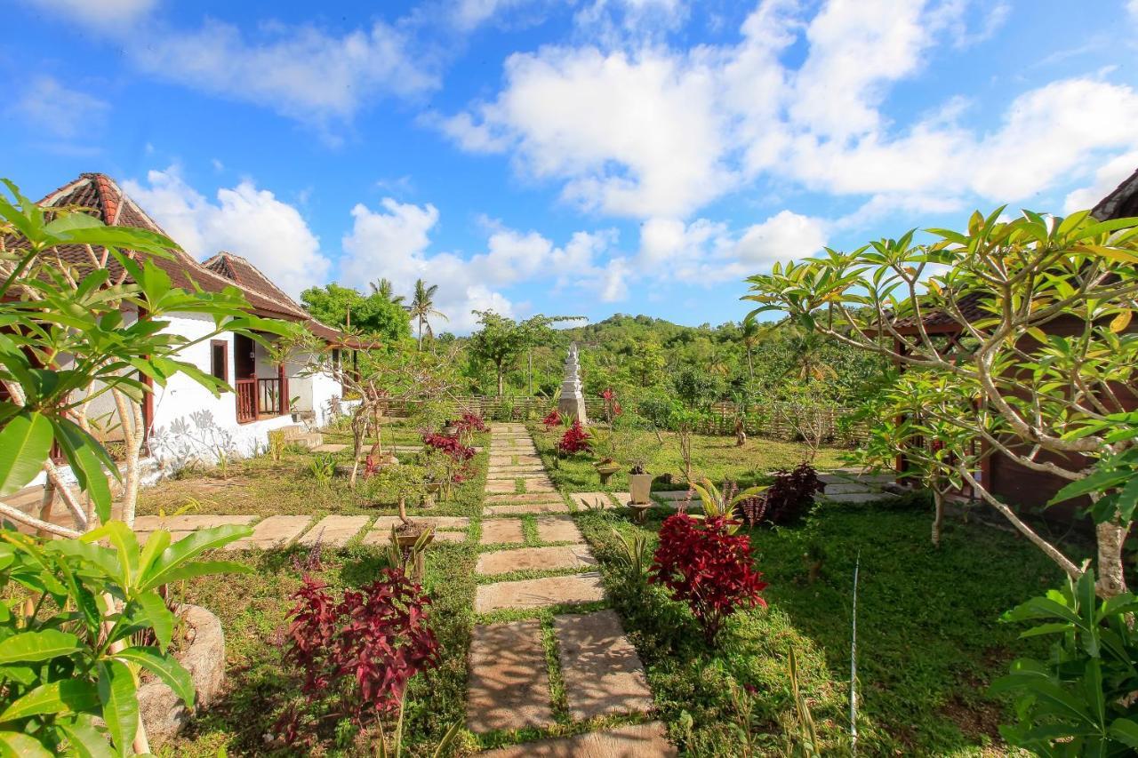 The Dara Hill Villa Batumadeg Exterior photo